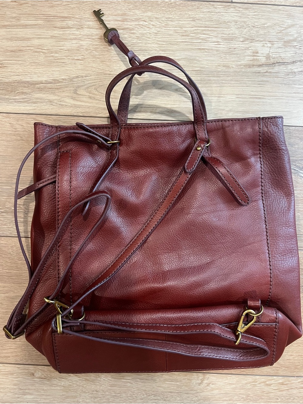 Fossil Women’s Leather Tote Bag in Cognac Brown - Picture 4 of 10